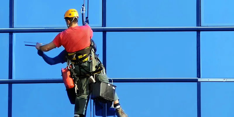 Beyoğlu Dış Cephe Cam Temizliği